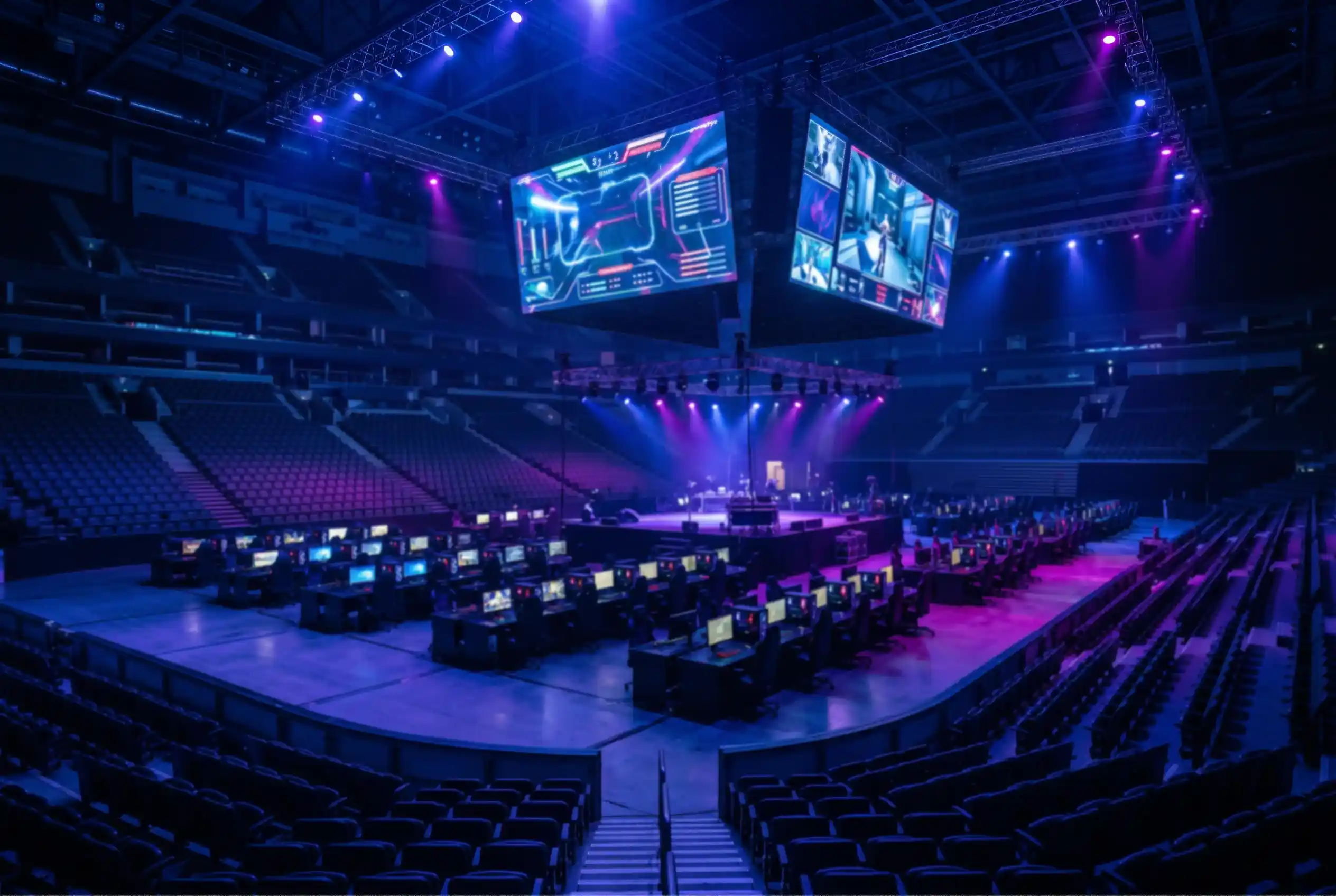 Esport-arena med spillere ved computere under en CS2-turnering